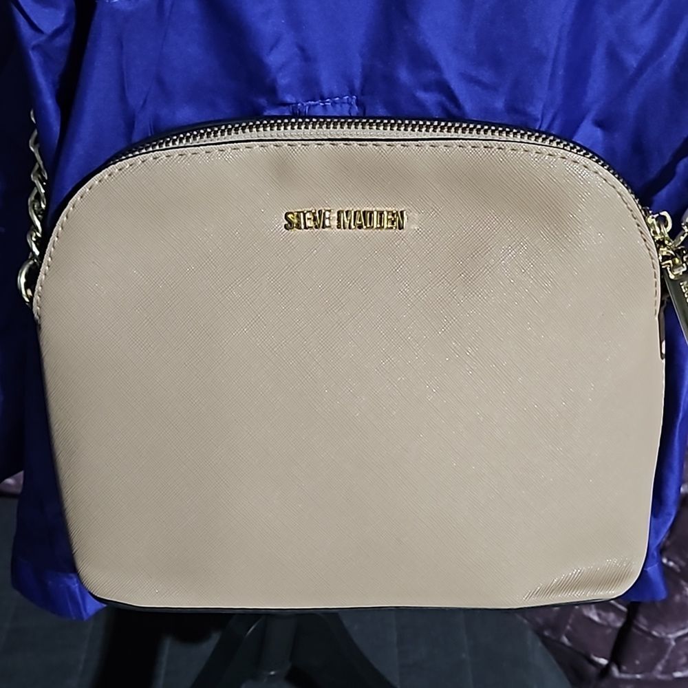 Steve 🎁 Madden Tan Dome Style Crossbody